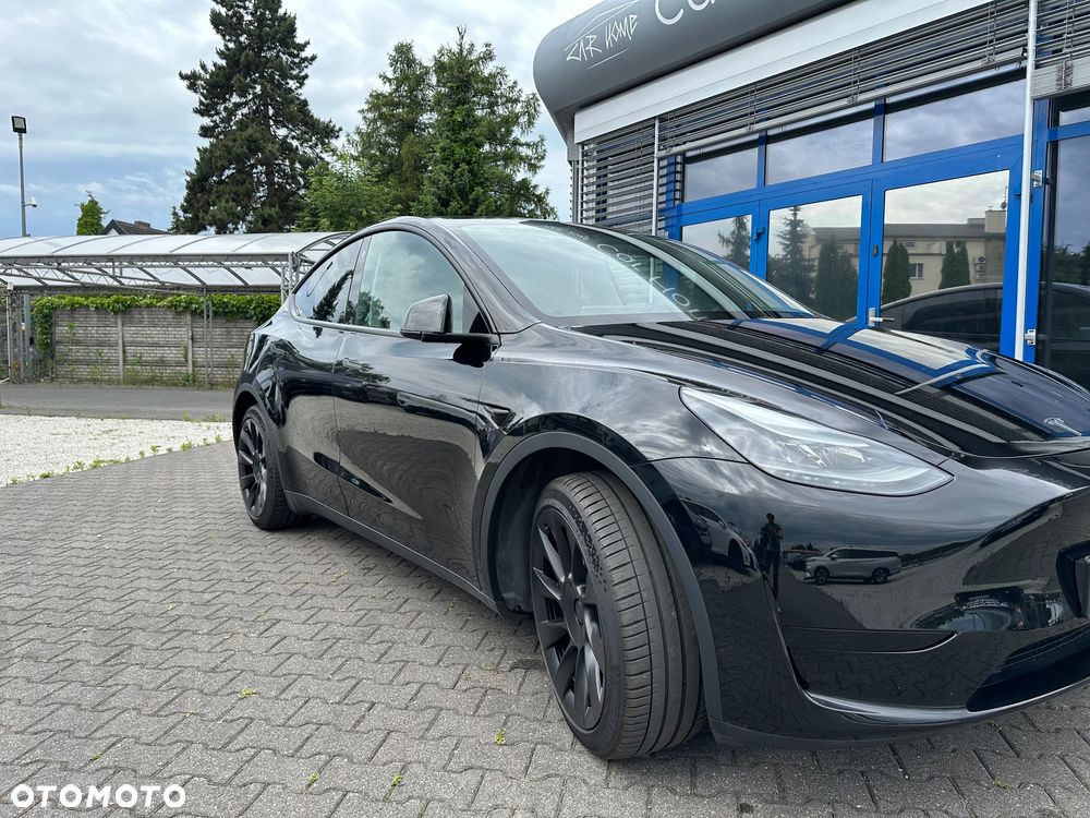 Tesla Model Y RWD - 8