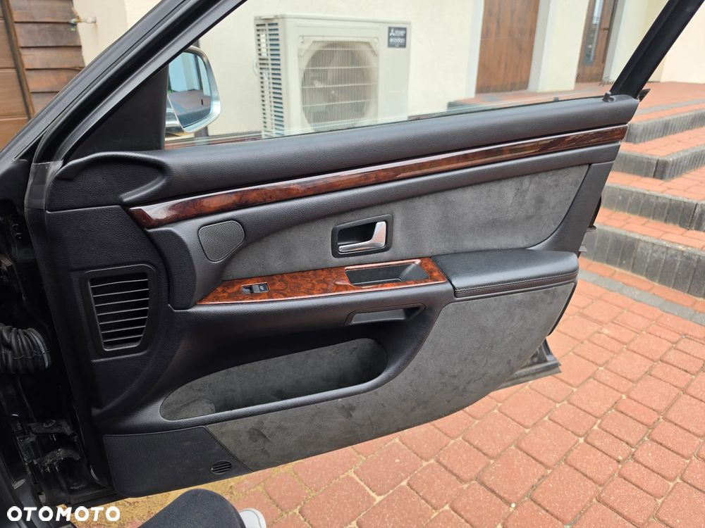 Audi A8 - 19