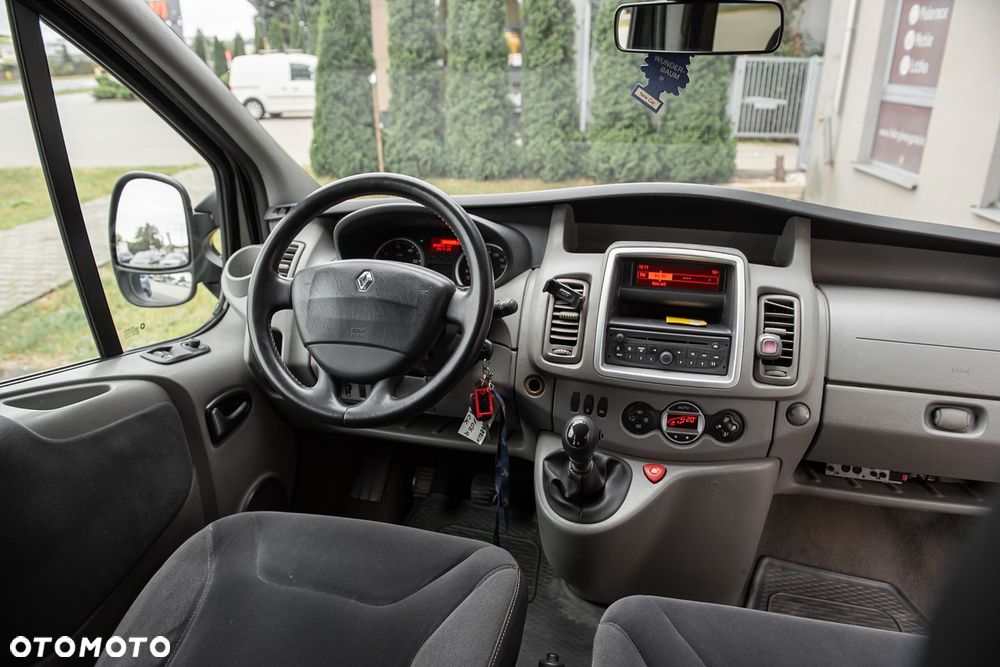 Renault Trafic - 22