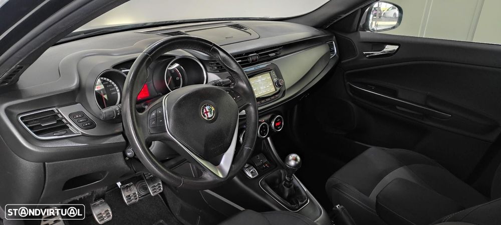 Alfa Romeo Giulietta 1.6 JTDM Exclusive - 17