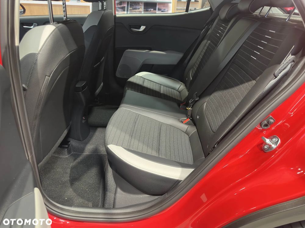 Kia Stonic 1.2 L - 10