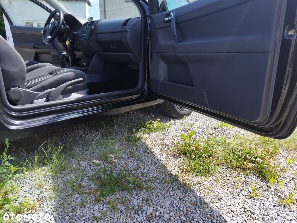 Volkswagen Polo - 23