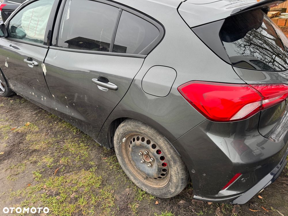 Ford Focus 2.3 EcoBoost ST Edition - 5