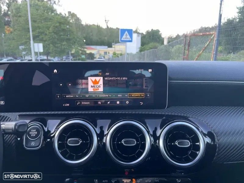 Mercedes-Benz A 180 d Style Plus Aut. - 30