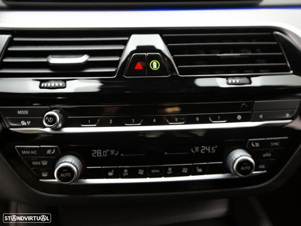 BMW 530 e iPerformance Pack M - 21