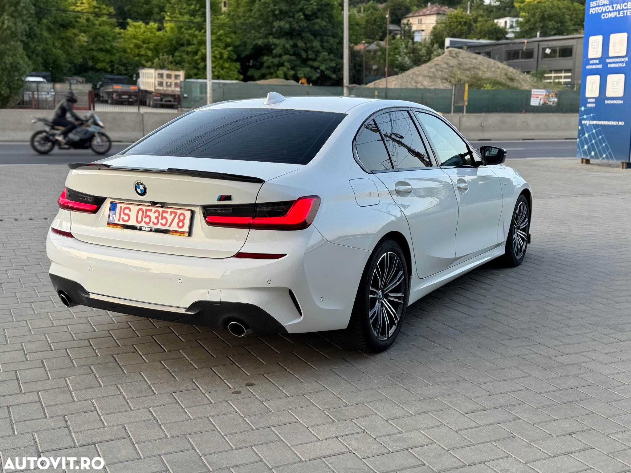 BMW Seria 3 - 34