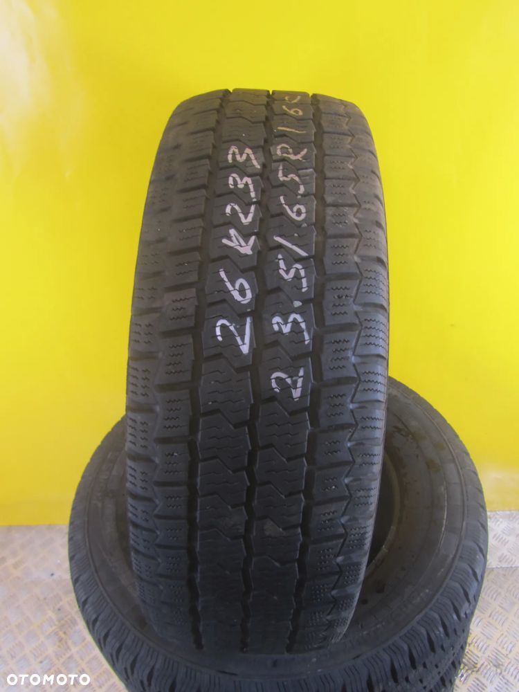 Opona Continental VancoFour Season 2 235/65 R16C - 2