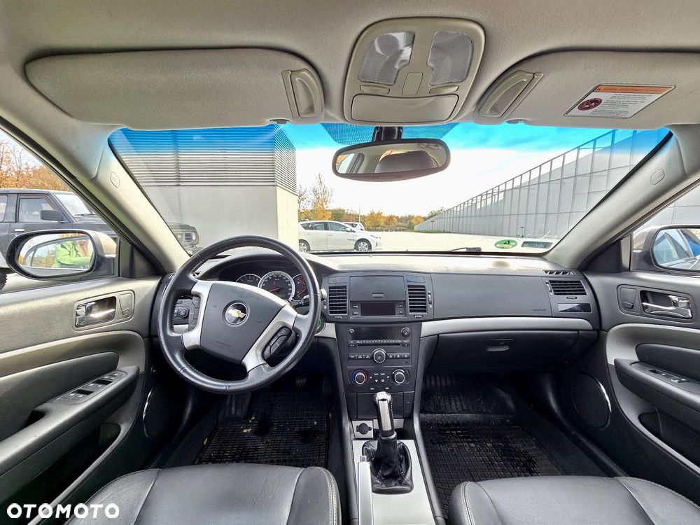 Chevrolet Epica - 21