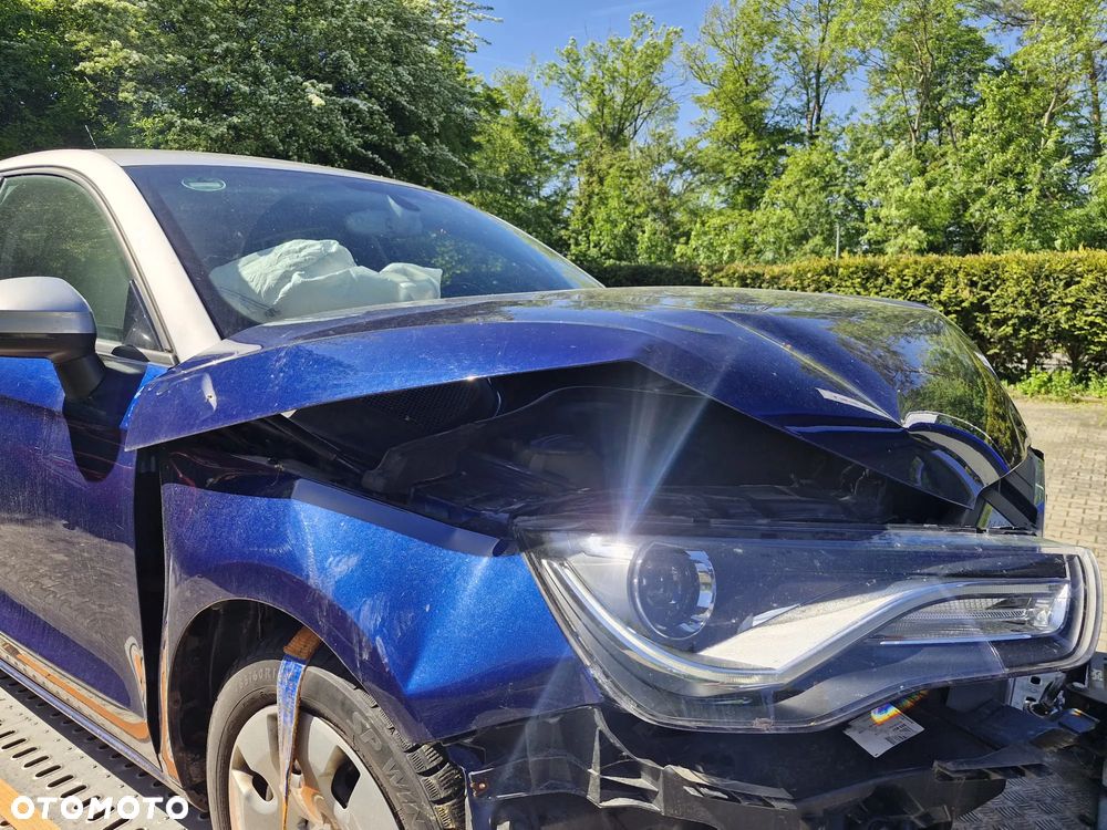 Audi A1 Sportback 1.6 TDI admired - 13