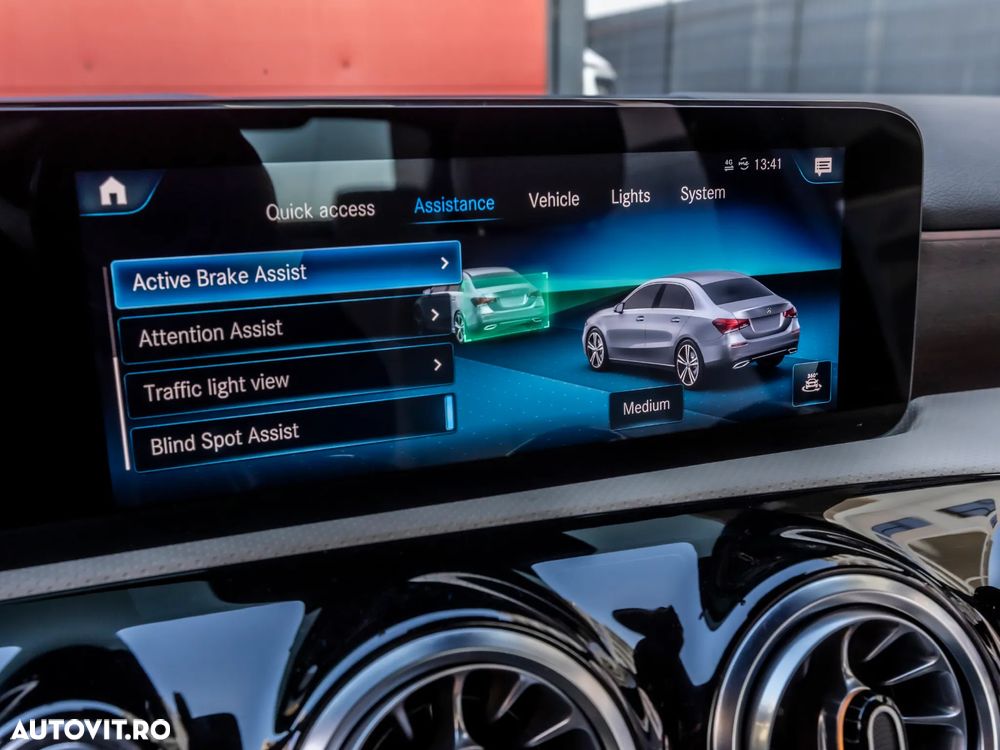 Mercedes-Benz A 250 e 8G-DCT - 30