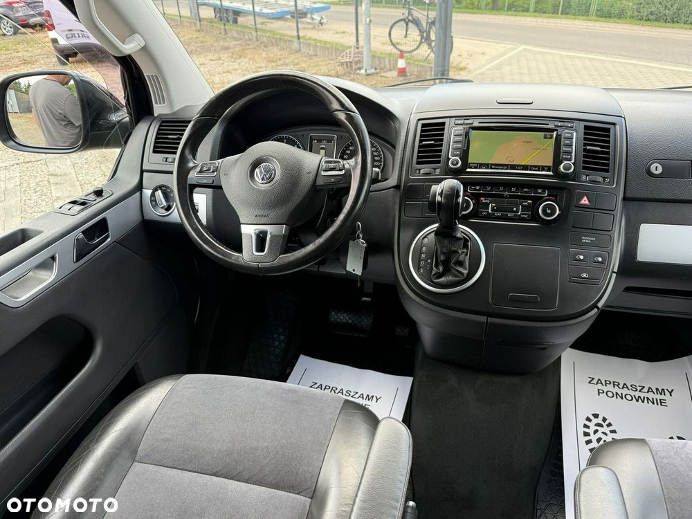 Volkswagen Multivan - 28