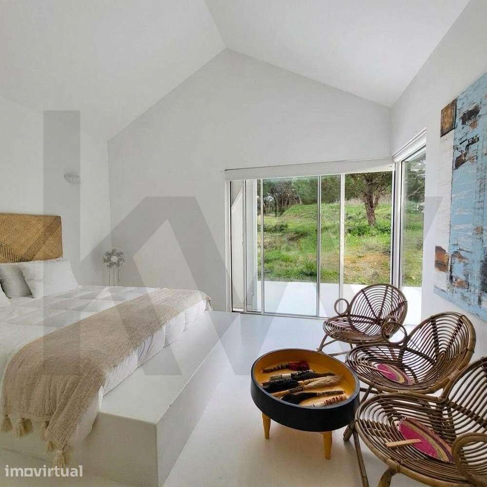 Moradia Contemporânea na Aldeia do Meco - Grande imagem: 5/12