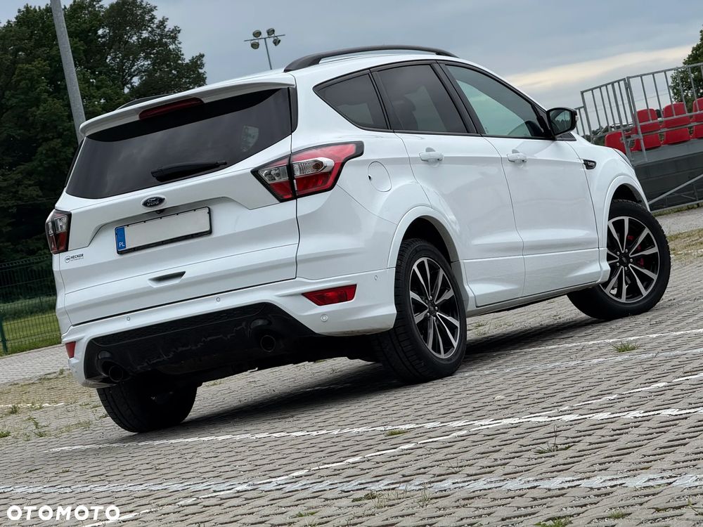 Ford Kuga 1.5 EcoBoost FWD ST-Line - 9