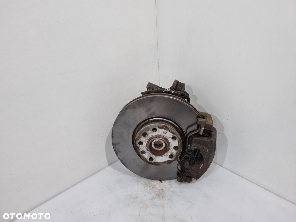 PEUGEOT EXPERT III JUMPY III PROACE PIASTA ZWROTNICA PRAWA - 1