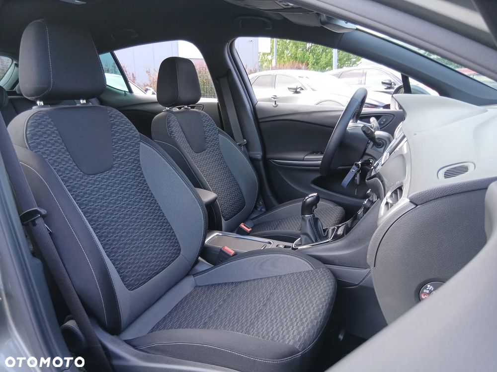 Opel Astra 1.2 T GS Line S&S - 20