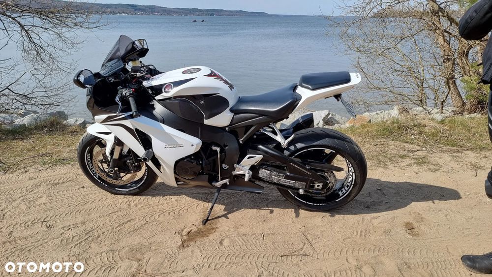 Honda CBR - 2