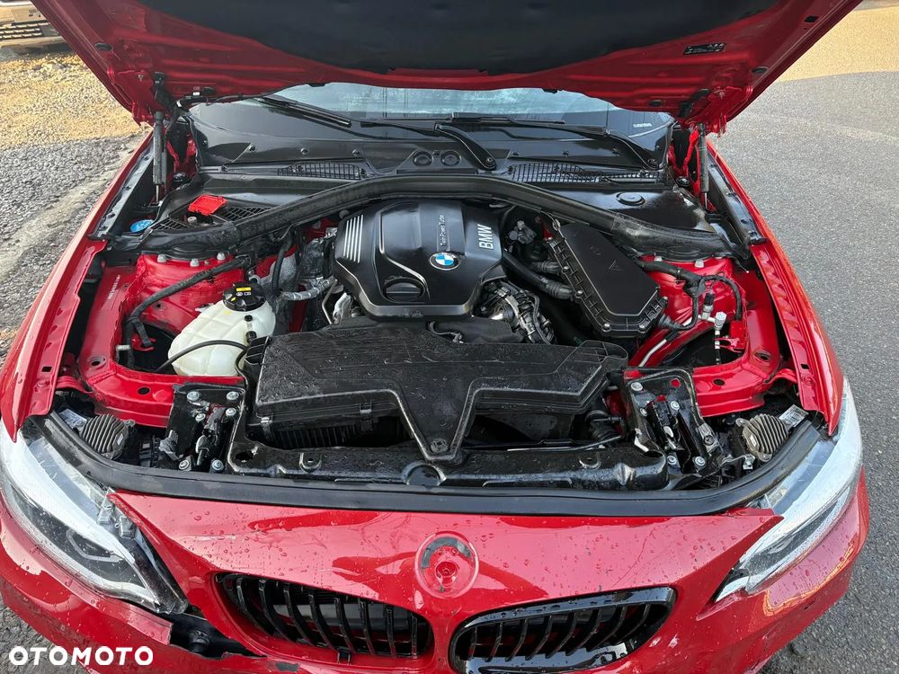 BMW Seria 2 218d M Sport - 34