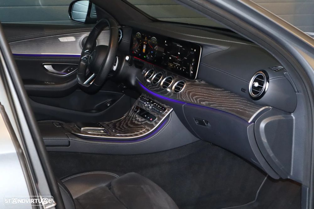 Mercedes-Benz E 300 e AMG Line - 13