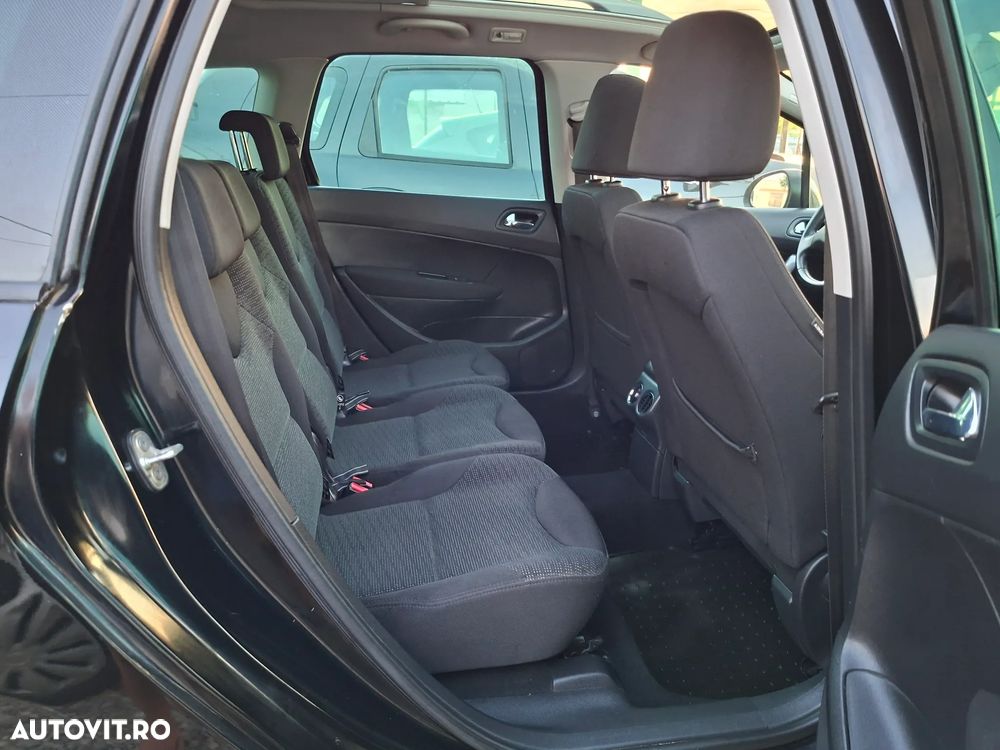 Peugeot 308 - 18