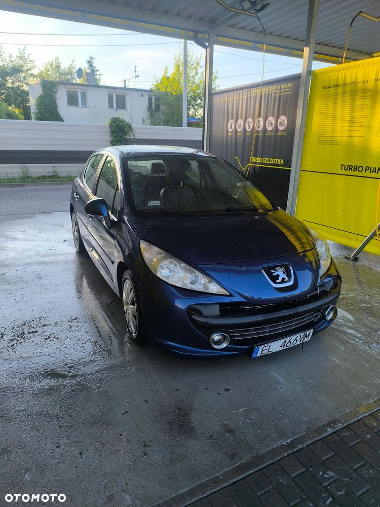 Peugeot 207 110 HDi FAP Filou - 1