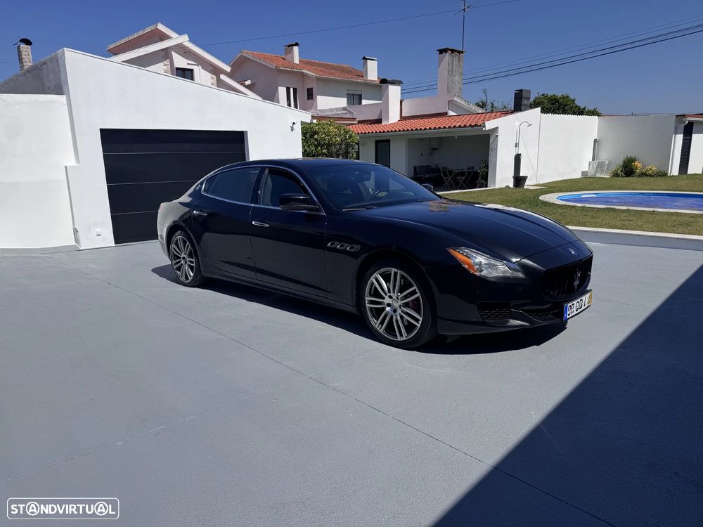 Maserati Quattroporte 3.0 V6 - 3