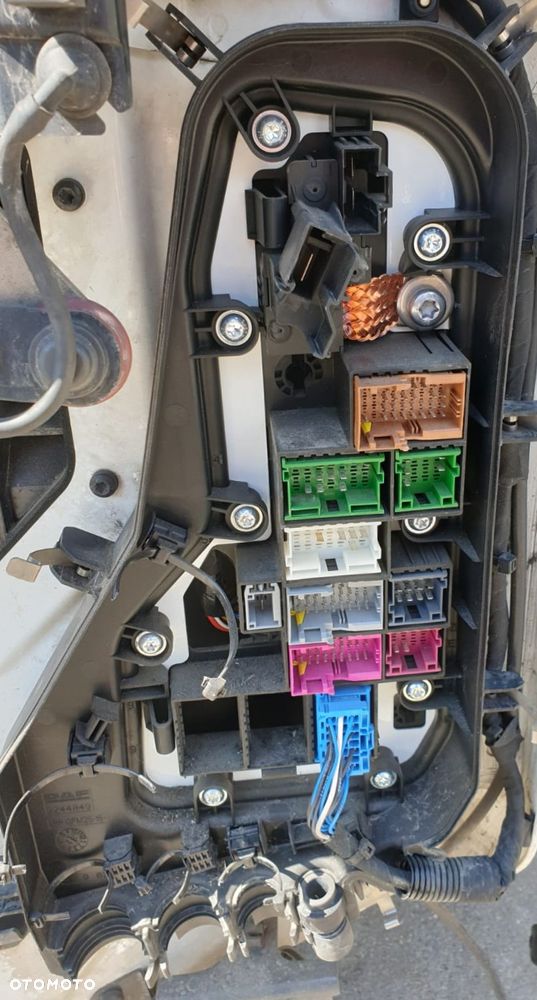 OSŁONA OBUDOWA POKRYWA INSTALACJI KABINY KABINA DAF XG / XF 2244850  2244849 - 3
