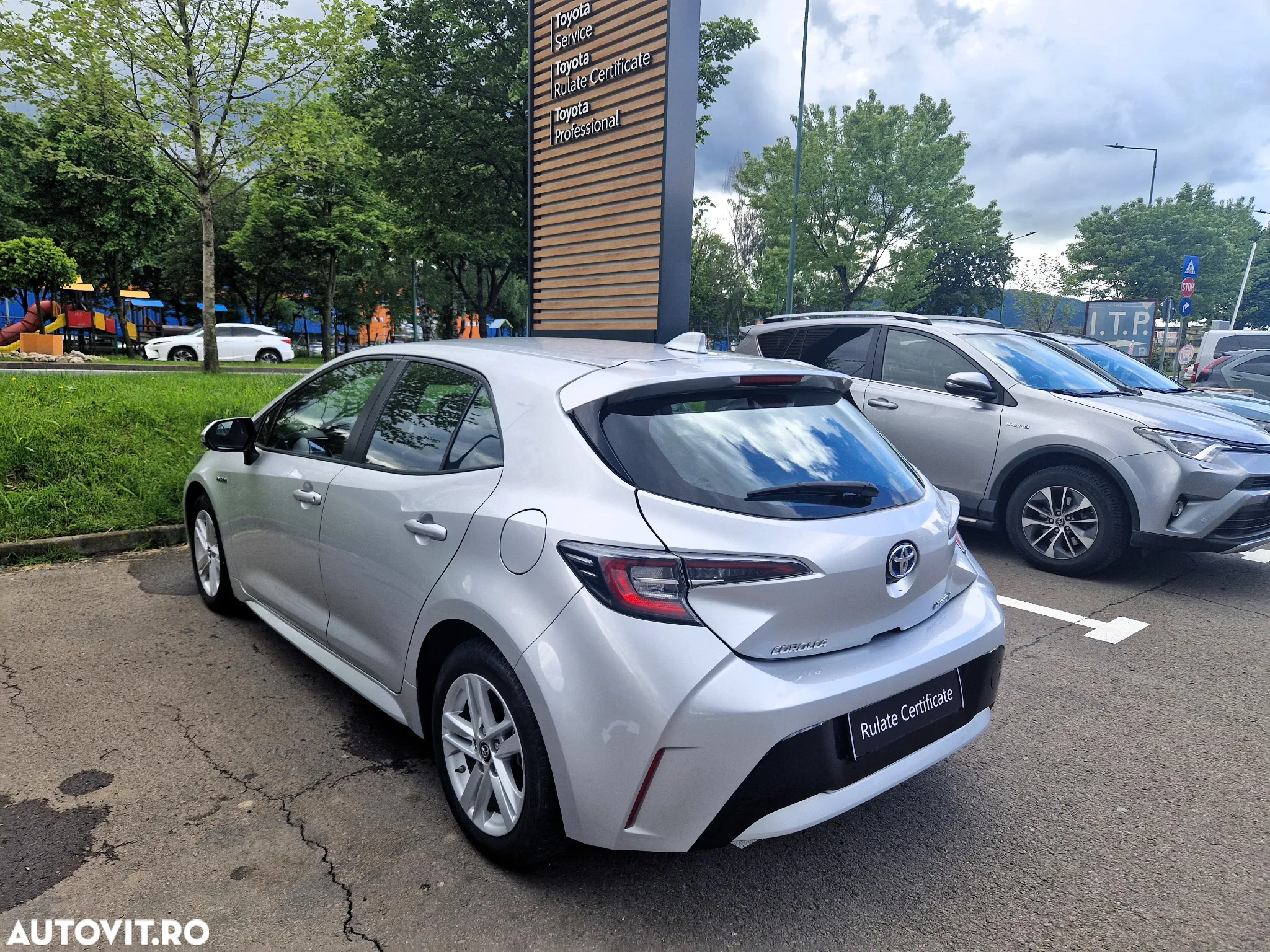 Toyota Corolla 1.8 HSD Dynamic - 5