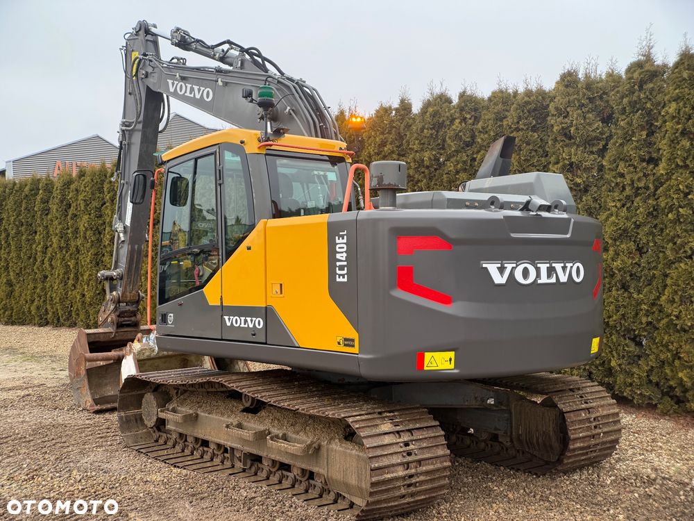 Volvo EC 140 EL - 4