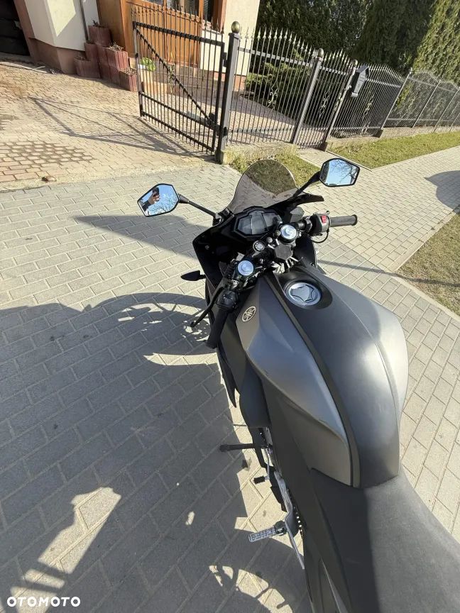 Yamaha YZF - 13