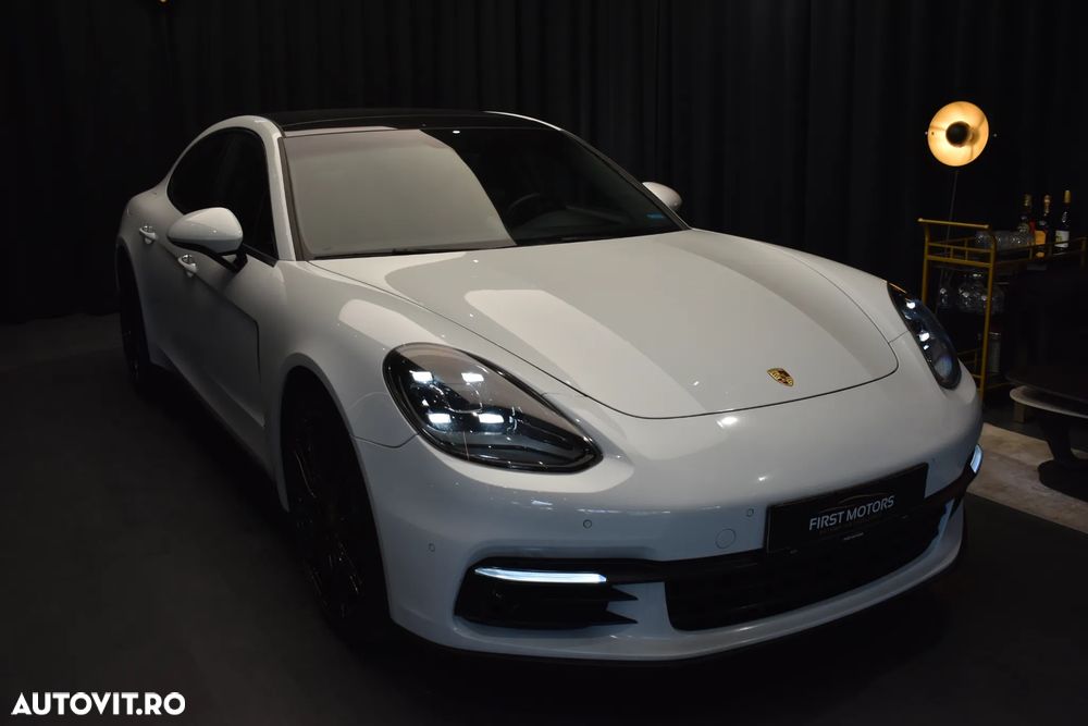 Porsche Panamera - 2