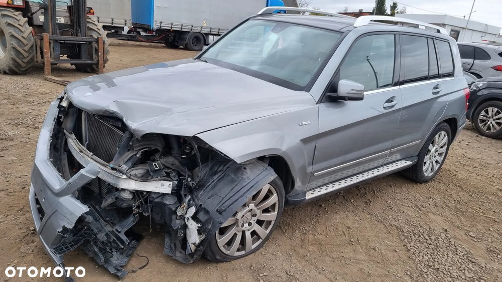 Mercedes-Benz GLK 220 CDI DPF BlueEFFICIENCY 7G-TRONIC SPORT EDITION - 12