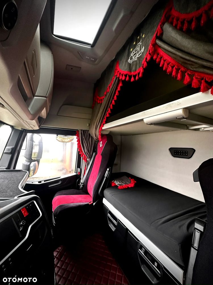 Iveco IVECO S-WAY 490 AS - 23