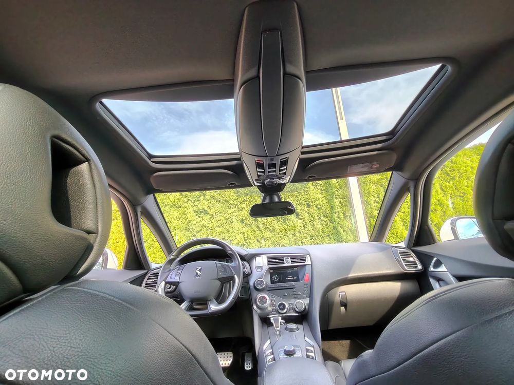 Citroën DS5 HDi 165 SportChic - 13