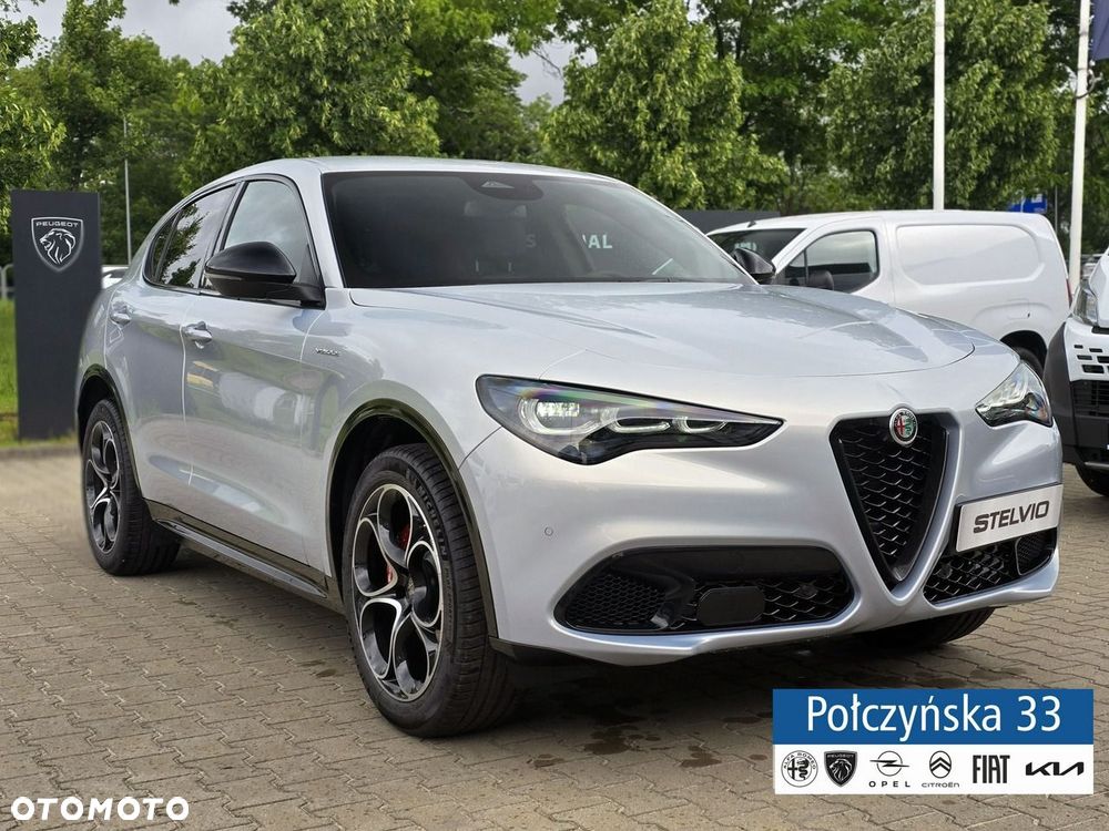 Alfa Romeo Stelvio - 4