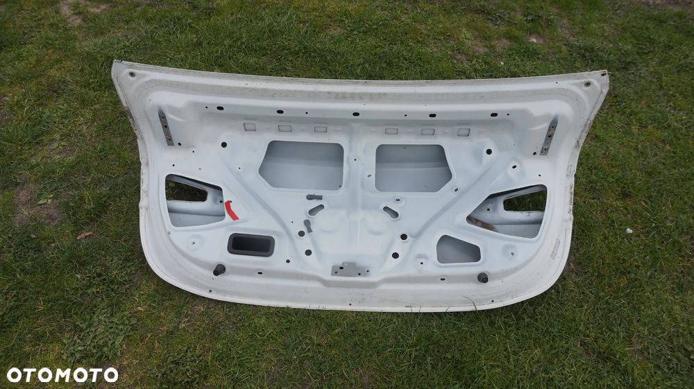 Mazda 3 BM sedan tylna klapa - 4