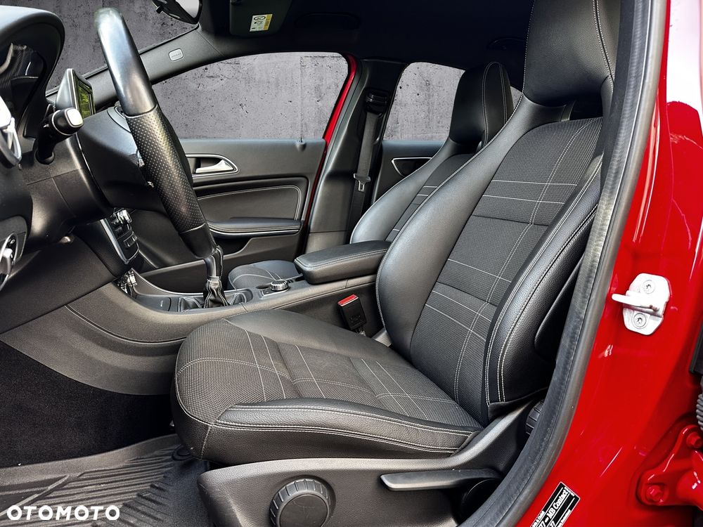 Mercedes-Benz Klasa A 180 (BlueEFFICIENCY) Urban - 10