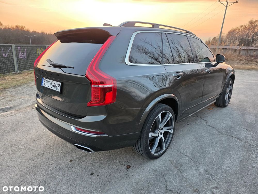 Volvo XC 90 - 5
