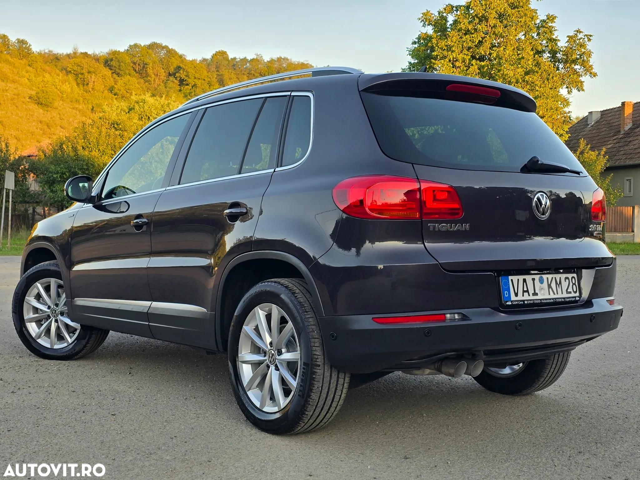 Volkswagen Tiguan 2.0 TDI SCR 4MOTION BlueMotion Technology DSG Lounge Track & Style - 4