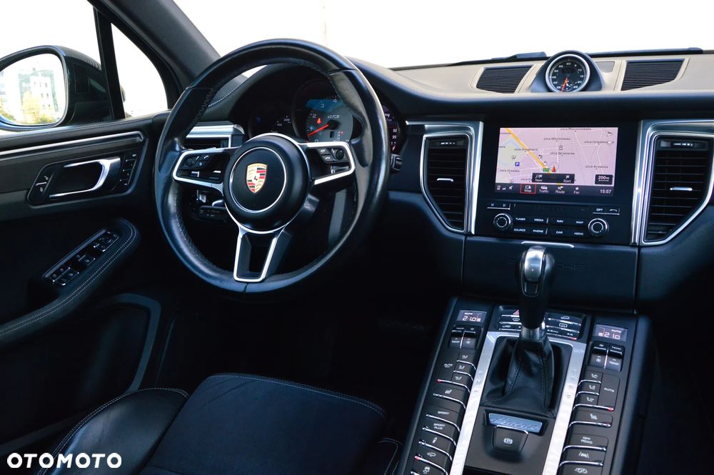 Porsche Macan GTS - 24