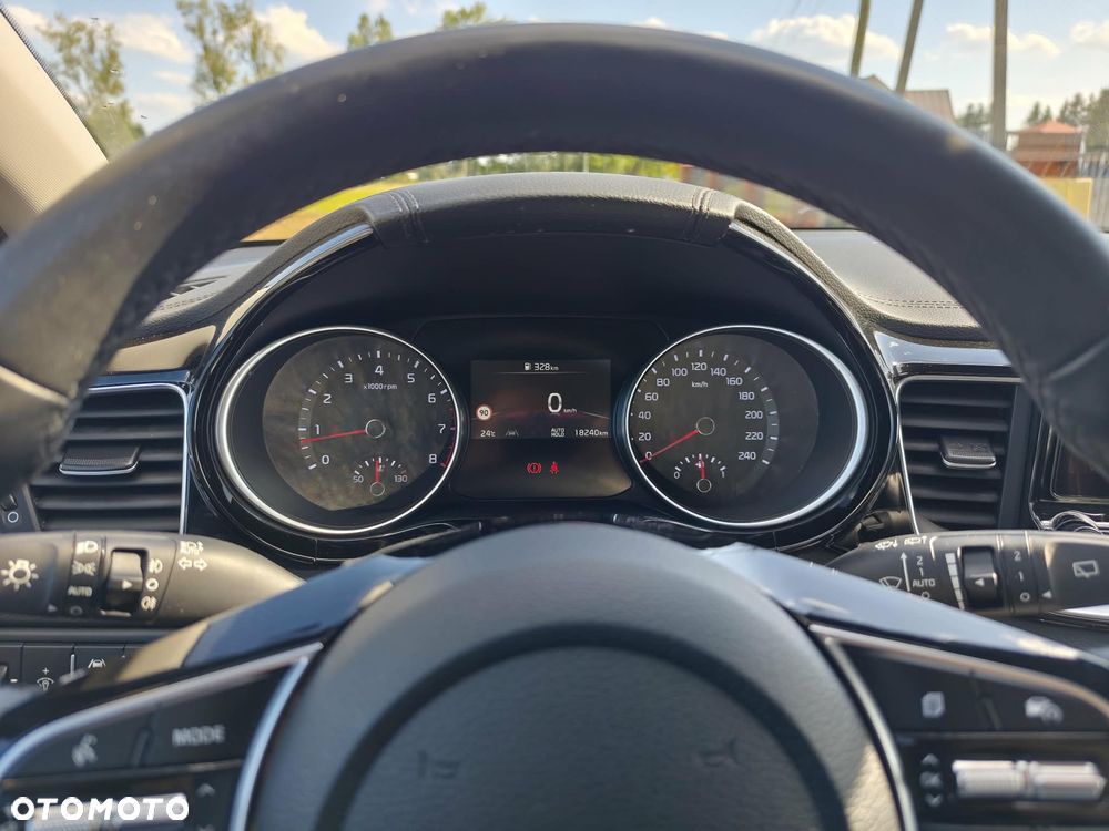 Kia Ceed - 10