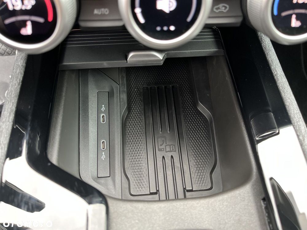 Skoda Superb 2.0 TDI SCR 4x4 Edition 130 DSG - 39