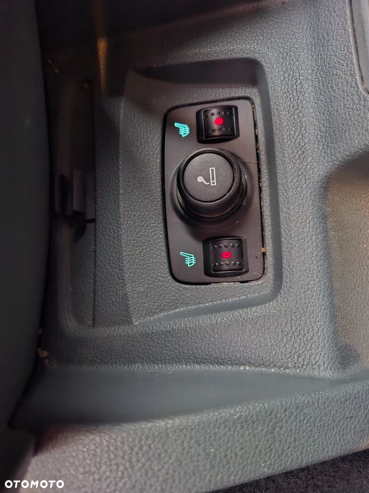 Ford C-MAX 1.6 TDCi Edition - 22