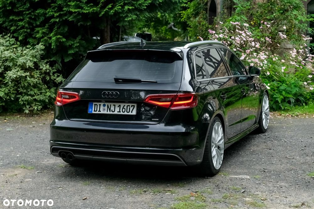 Audi A3 Sportback 2.0 TDI (clean diesel) quattro S line Sportpaket - 13