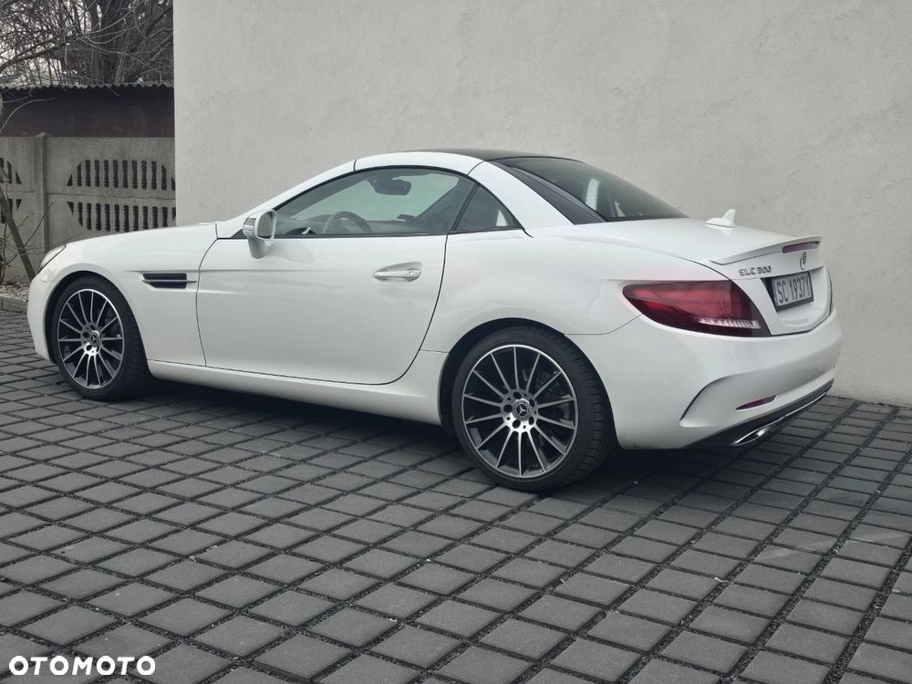 Mercedes-Benz SLC 300 9G-TRONIC Final Edition - 6