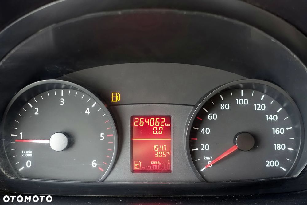 Volkswagen Crafter - 13