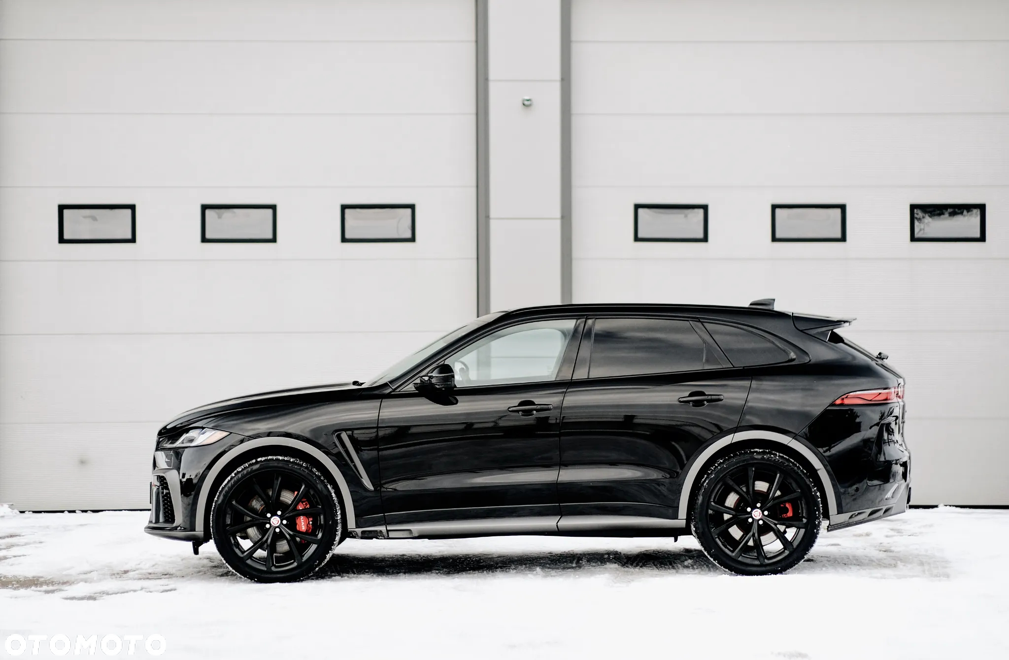 Jaguar F-Pace 5.0 V8 P550 AWD SVR - 4