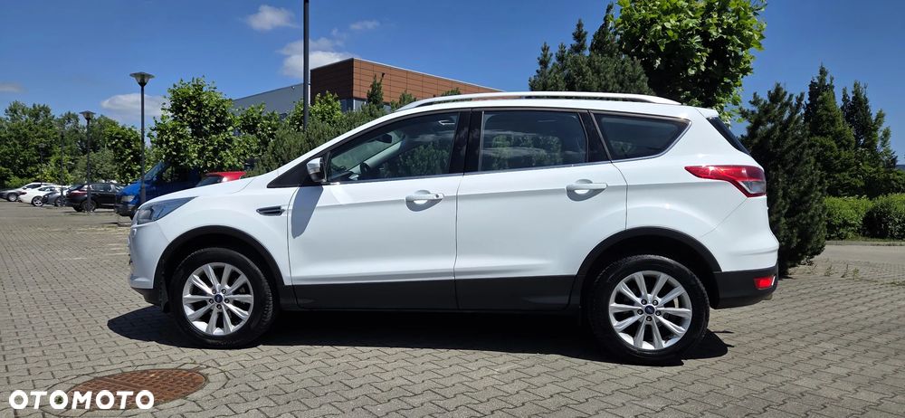 Ford Kuga 1.5 EcoBoost 2x4 Titanium - 1