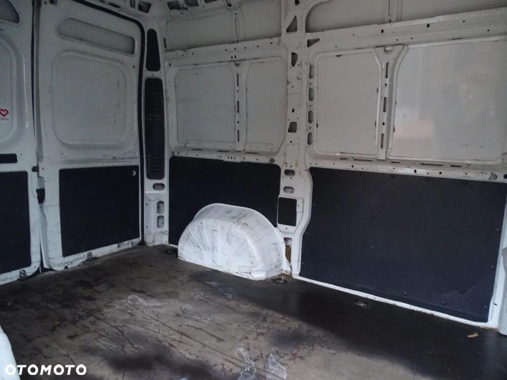 Fiat DUCATO 2 ,3 JTD 120 MULTI JET ,L1 H2 ,KLIMATYZACJA ,PAKA DŁUGA 2,60 METRA. WYSOKI 1,95 METRA. - 12