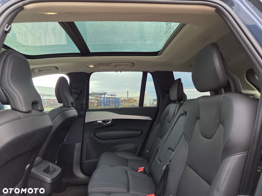 Volvo XC 90 B5 D AWD Plus Bright - 23