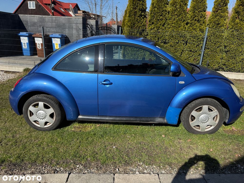 Volkswagen New Beetle 2.0 - 4